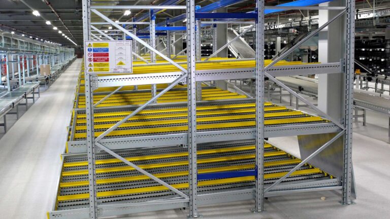 10 Палетни стелажи Flow racking